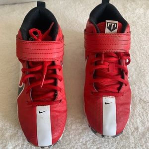 Nike Kids' Force Trout 7 Keystone RED Baseball Cleats Boy size 5.5Y